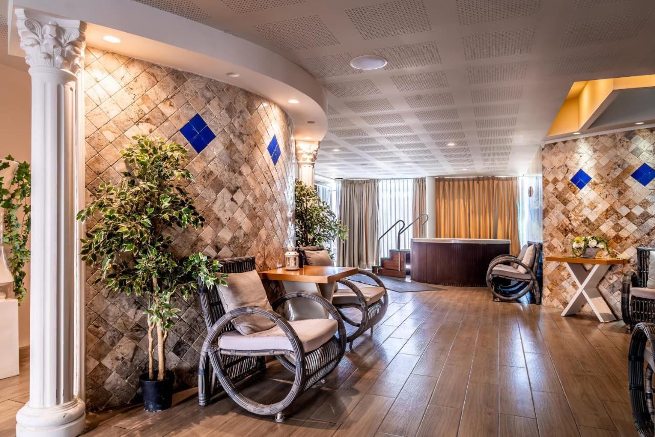 Rimonim Aquaduct Hotel Regba Eksteriør billede