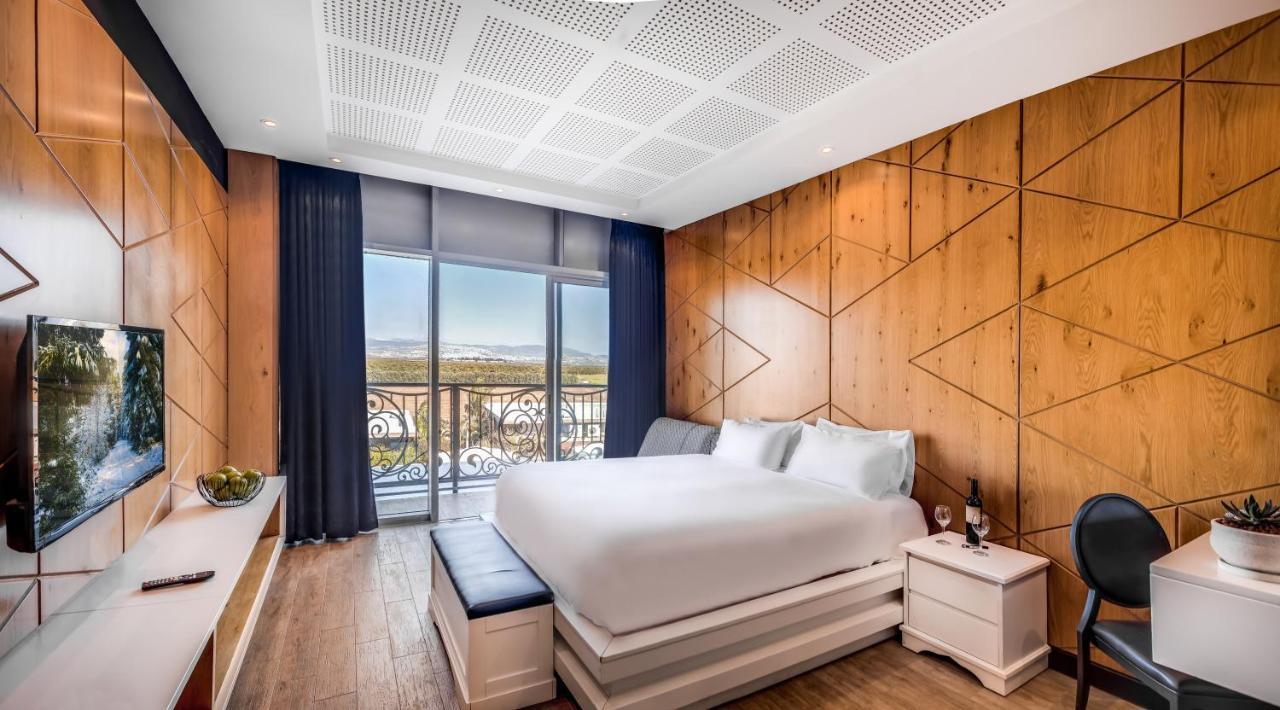 Rimonim Aquaduct Hotel Regba Eksteriør billede